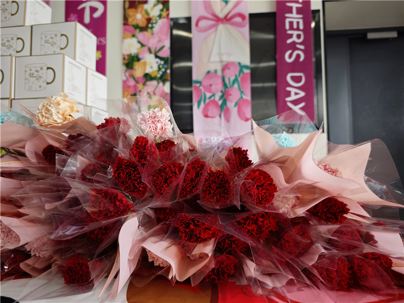 从心声传递到跨时空合照：宝时云仓打造有温度的母亲节